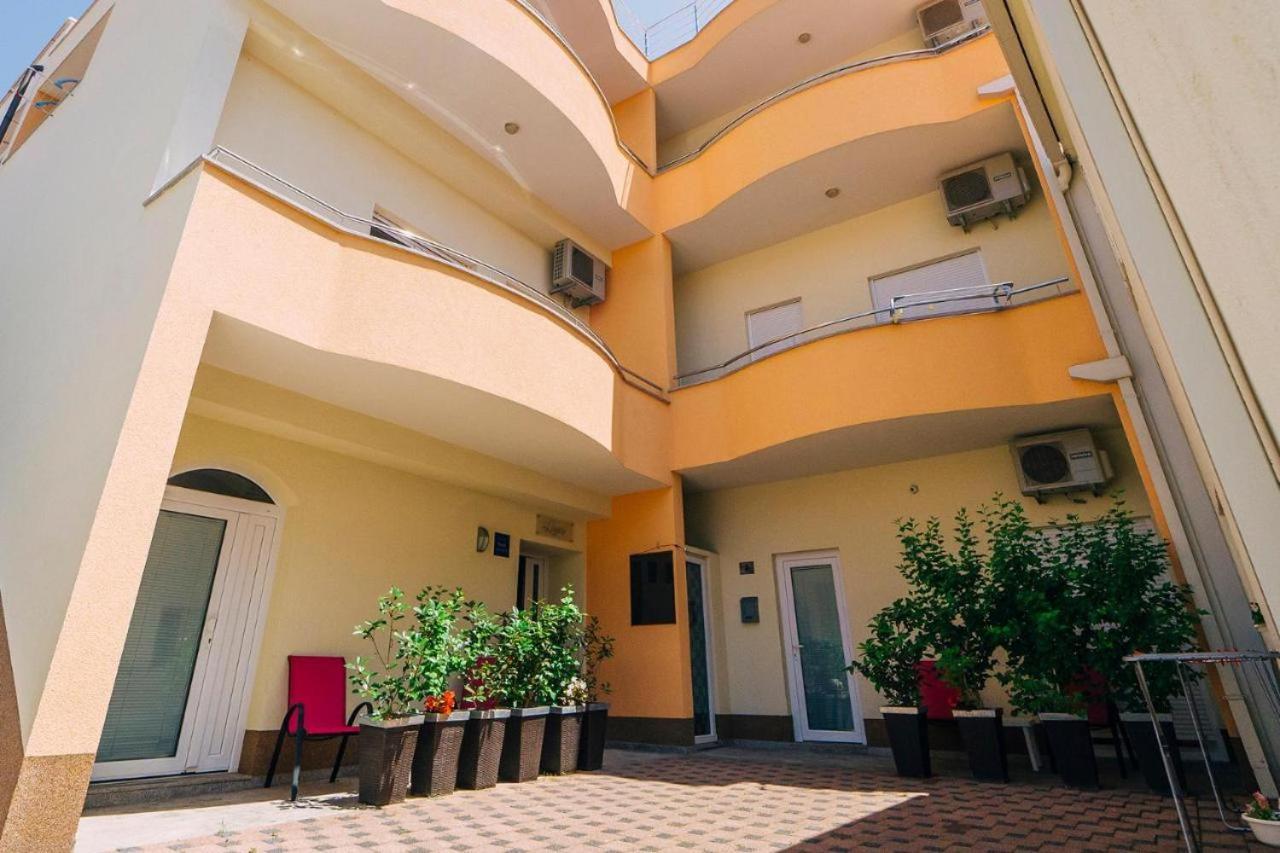 Ferienwohnung Luxur Centar With Sea View Terrace Baška Voda Exterior foto